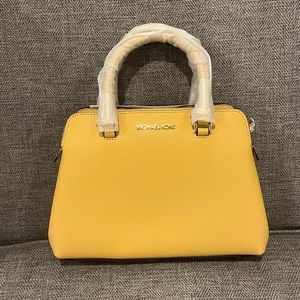 • Micheal Kors Purse ‼️